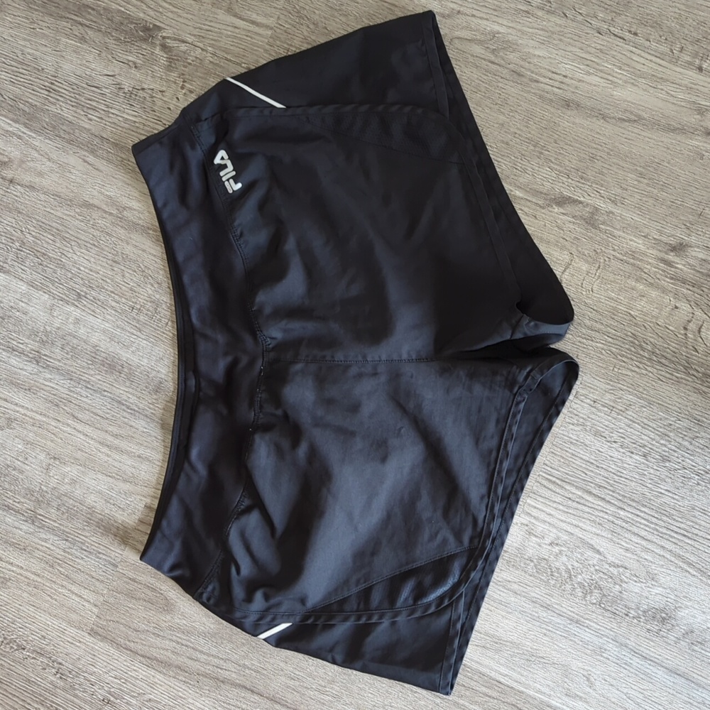Black Fila athletic shorts size XL